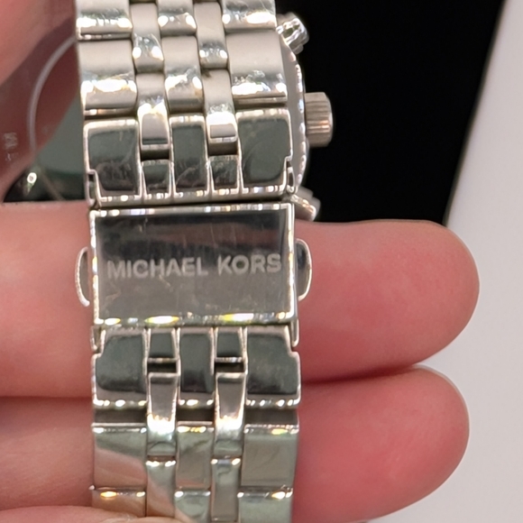 MICHAEL KORS Watch Stainless Steel with Rhinestone and Mother of Pearl on Face - Picture 6 of 9